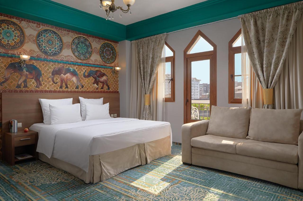 Garuda Boutique Hotel Suchumi Exteriér fotografie